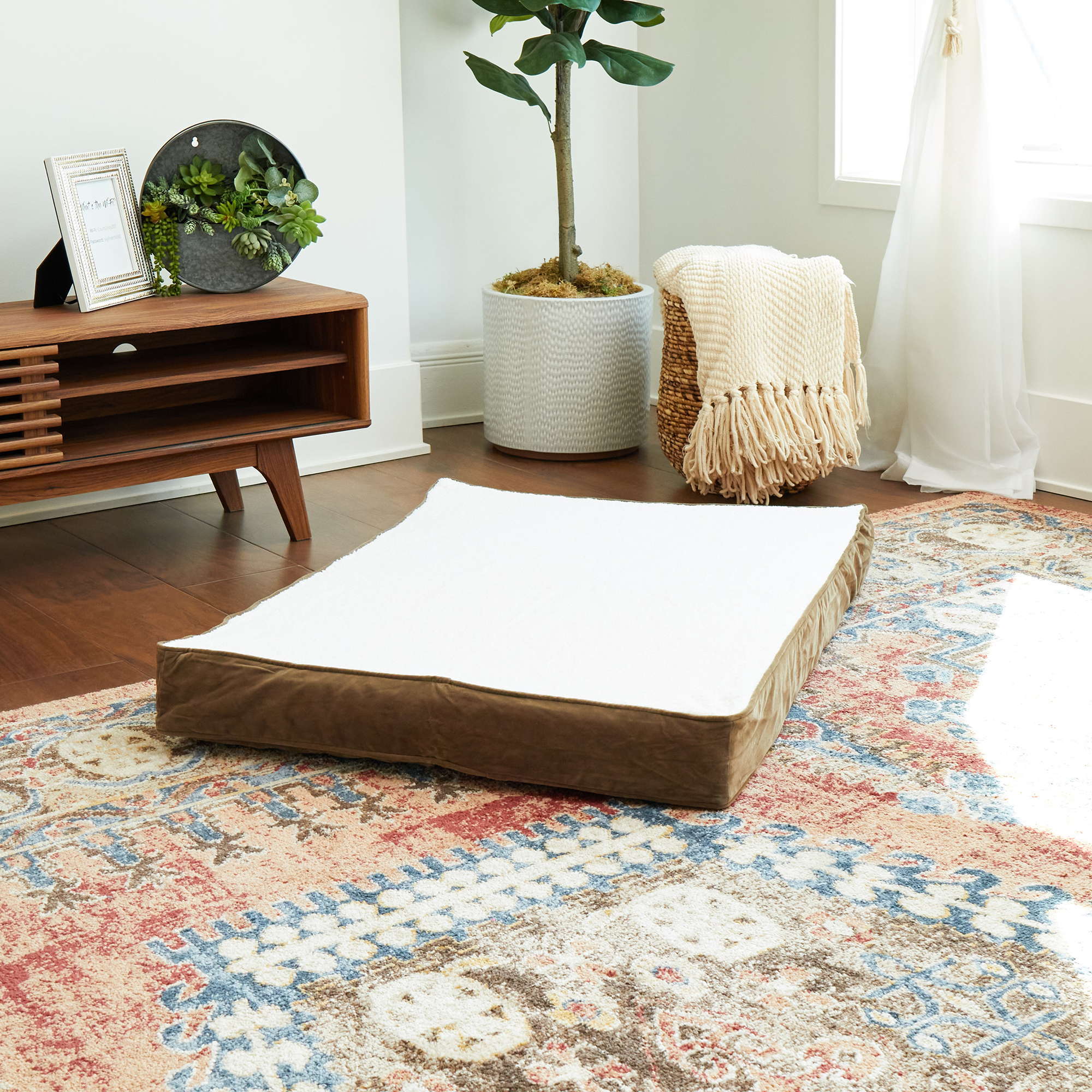 Happy Hounds Oscar Sherpa Orthopedic Dog Bed, Latte, Medium (42 x 30 in.)