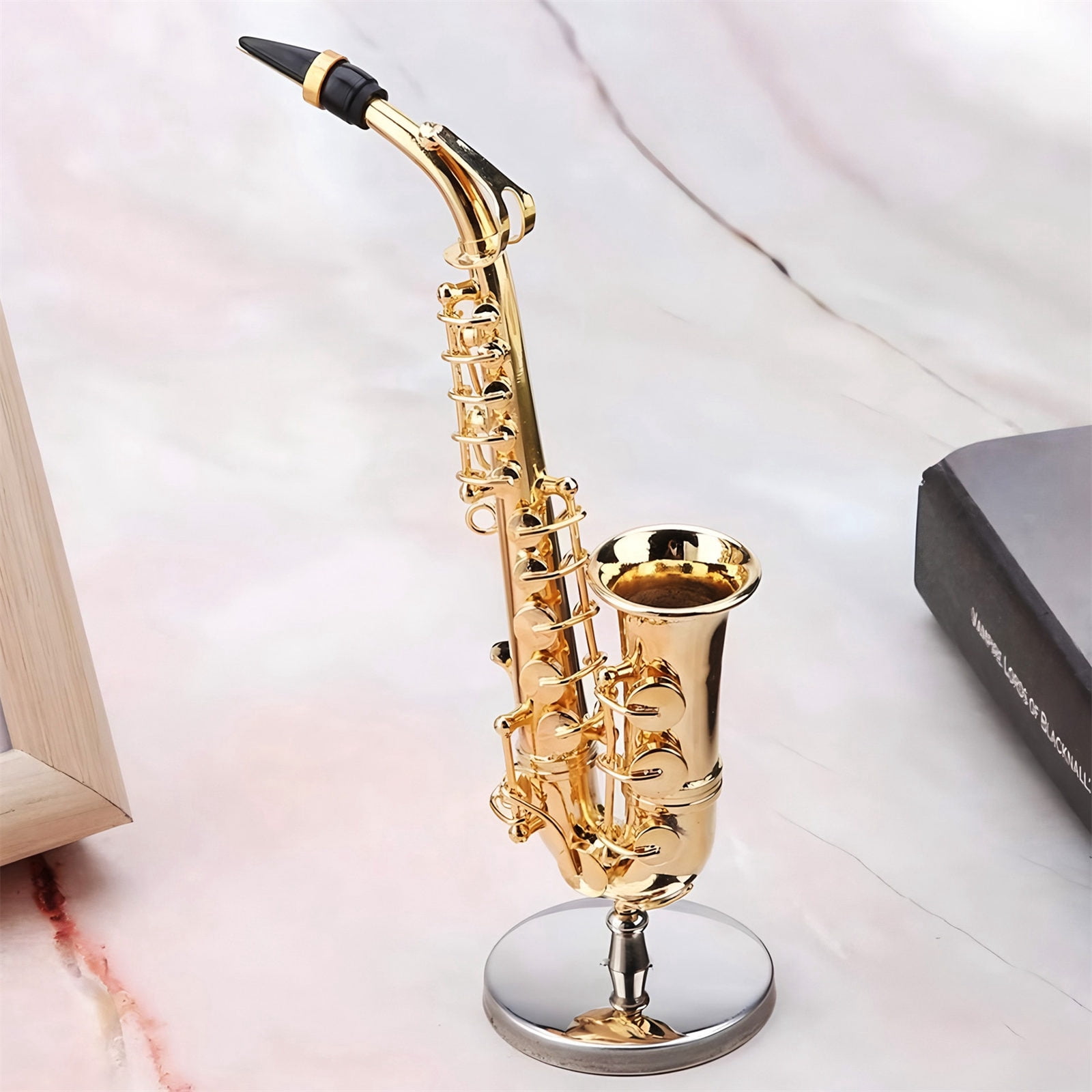 Handcrafted Altos Saxophone Brass Gold Plated Musical Instrument Decoration With Protective Case For Music Lover