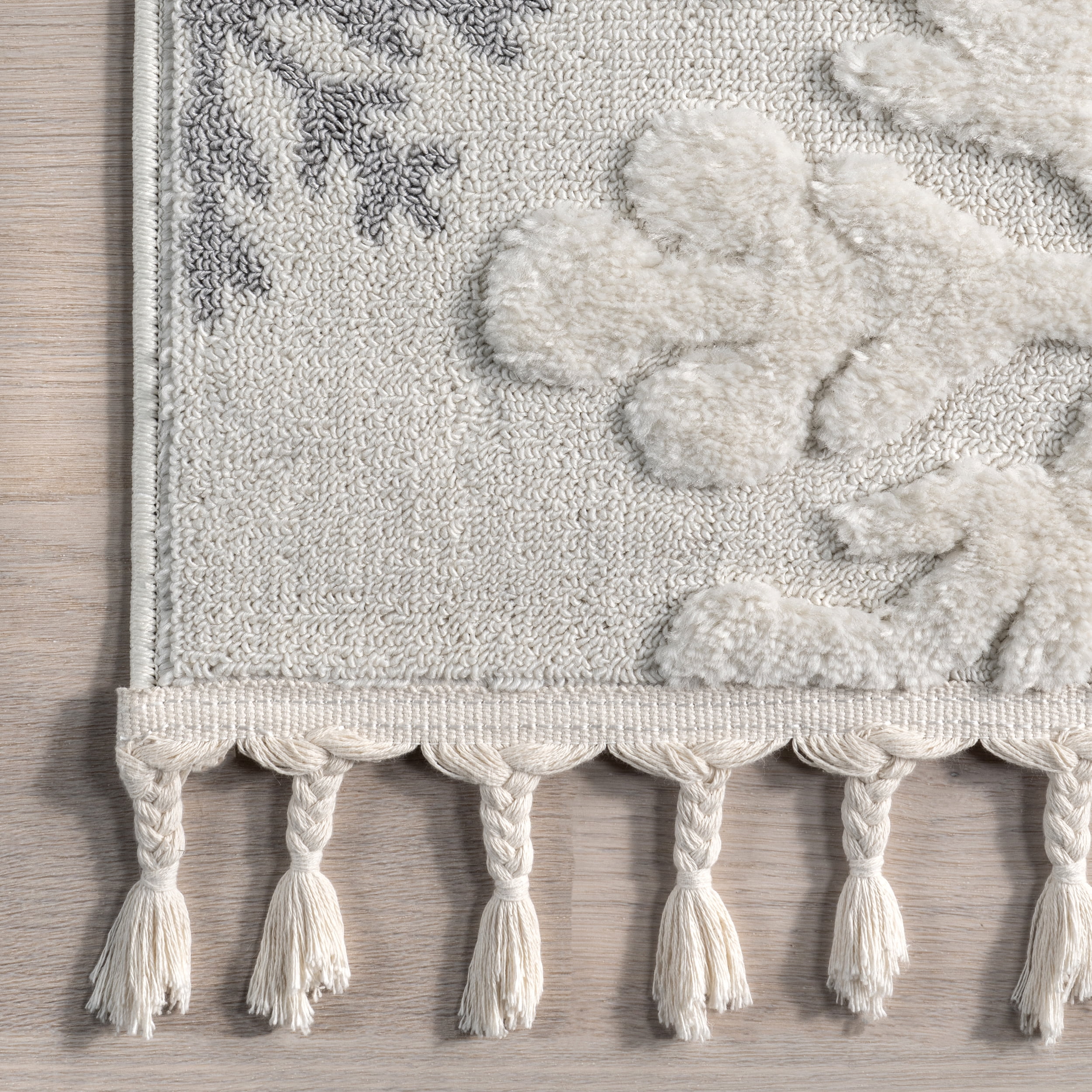 nuLOOM Unity High-Low Snowflake Tasseled Area Rug, 6' 7" x 9', Light Grey