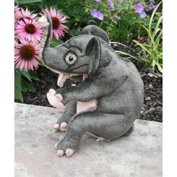 hansa 5700 safari sitting circus elephant