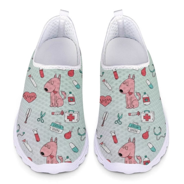 Zapatos de malla cómodos para mujer con diseño de perro Kawaii, sin cordones, transpirables, para caminar al aire libre, para jóvenes, con estampado médico de hospital