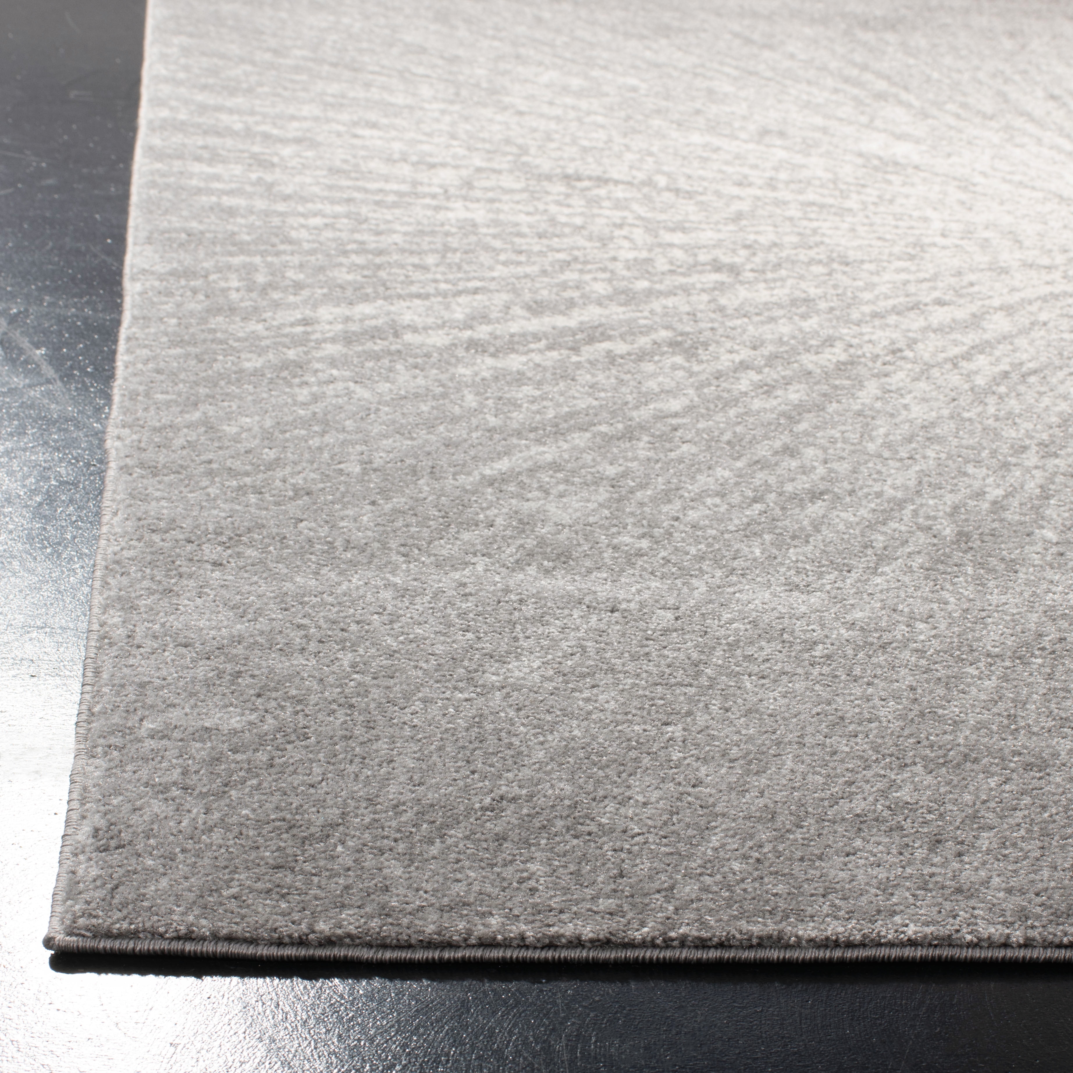 SAFAVIEH Evoke Vana Abstract Area Rug, Dark Grey/Ivory, 5'3" x 7'6"