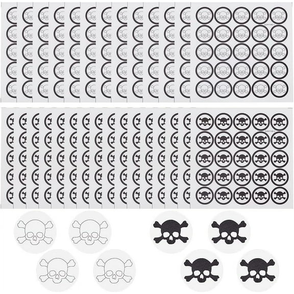 650pcs 2 Style Football Helmet Stickers 1.1 Inch Stickers Self Adhesive Helmet Stickers Black White Football Stickers Helmet Decal for Youth Football Baseball Hockey Trophy White