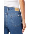 thumbnail image 2 of Levi Strauss Signature.™ Women’s Heritage High-Rise Bermuda Shorts, 2 of 5