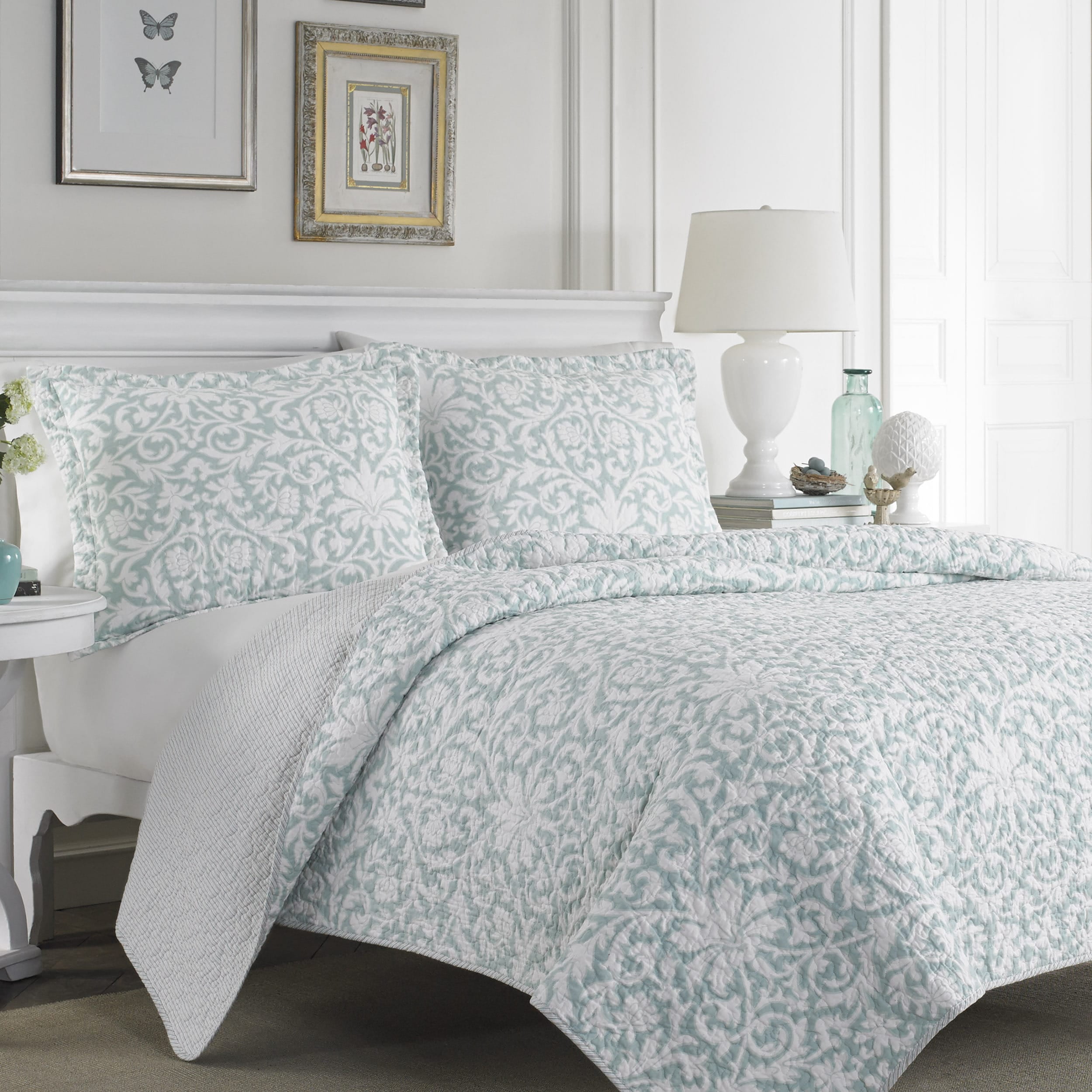 laura ashley lifestyles mia reversible quilt set