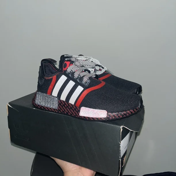 Ad-id-as Mens NMD R1 Shoes Size US 4.5 Black Red Gray Lace Up Boost Print Runner
