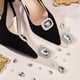 thumbnail image 4 of 4 hebillas para zapatos con diamantes de imitación transparentes y negras. Elegantes hebillas metálicas desmontables. Adornos para zapatos de novia., 4 of 5