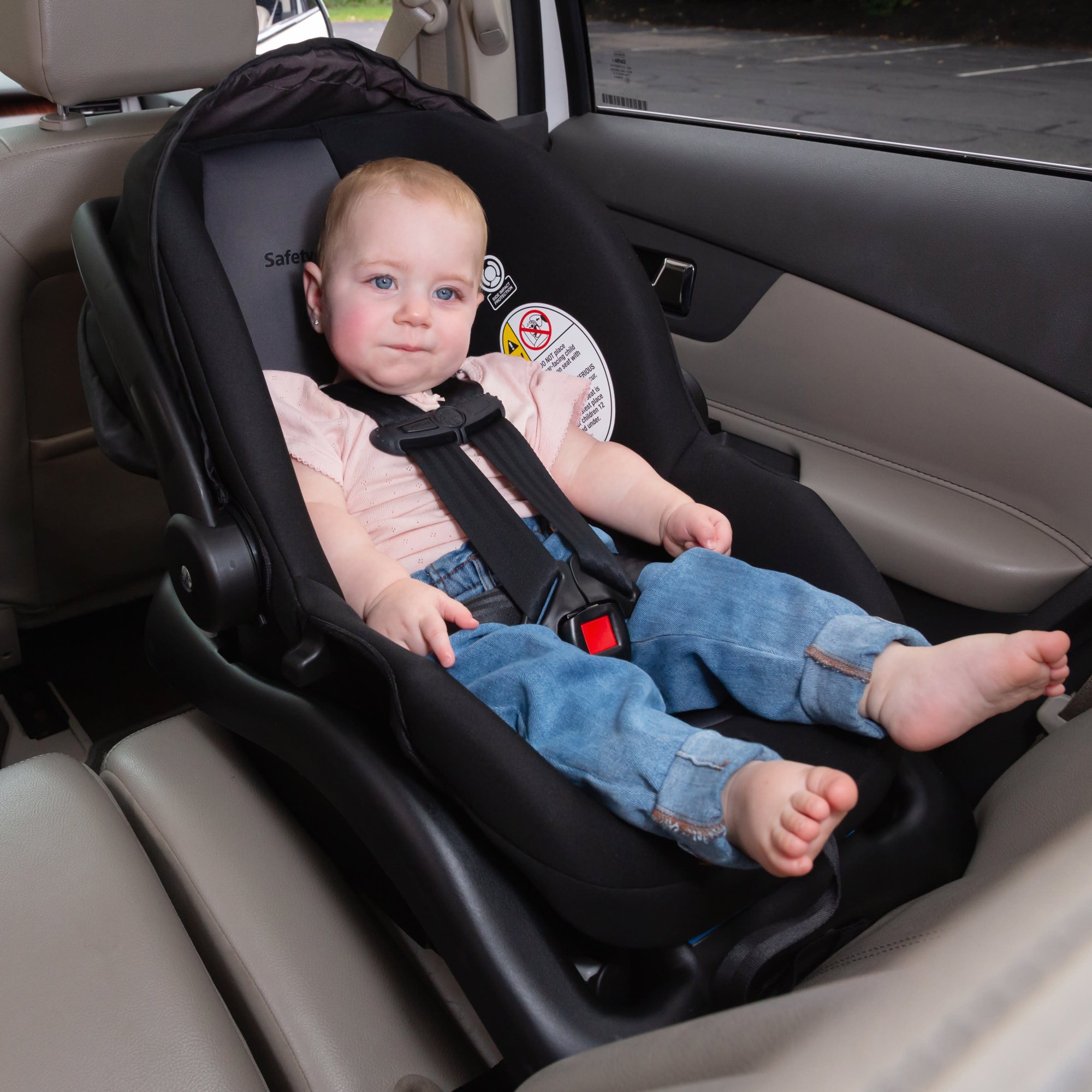 Safest Side To Put Car Seat