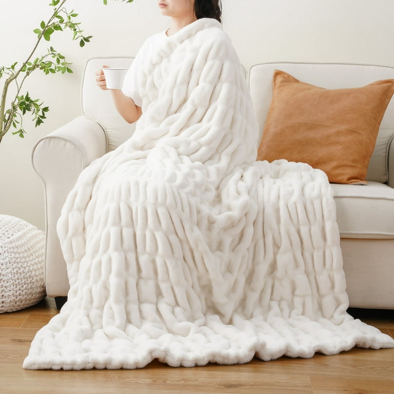 Cream couch throw clearance