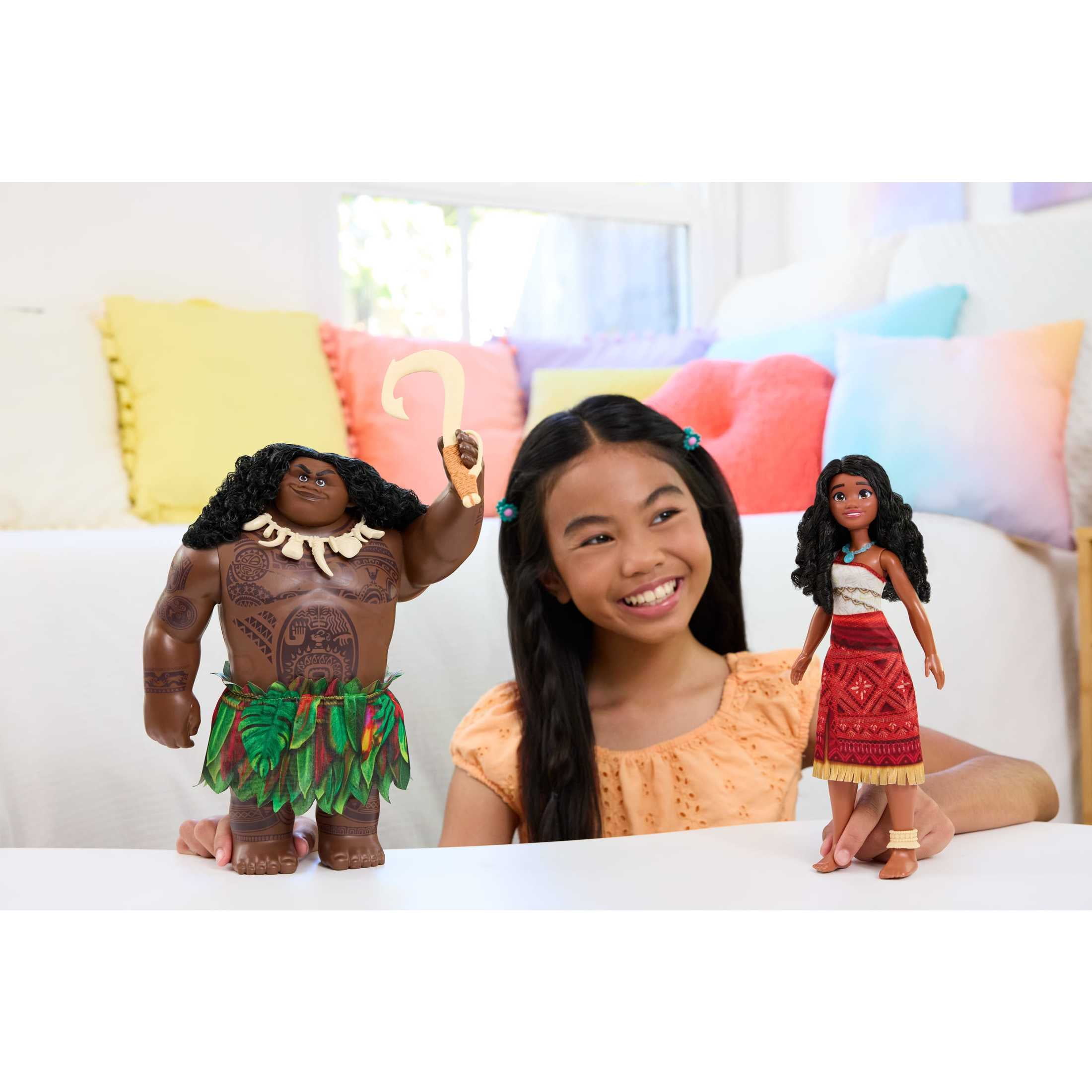 Disney Moana 2 Moana & Maui Voyager Set with 2 Fashion Dolls & 4 Accessories, Inspired by the Movie
