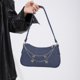 thumbnail image 5 of Bolso de hombro tipo hobo con cadena vaquera Y2K para mujer, bolso cruzado para axilas (azul), 5 of 8