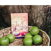 Devotions for the Fall: Celebrate the Harvest Season with Gratitude and Joy (a 40-Day Devotional), (Hardcover)