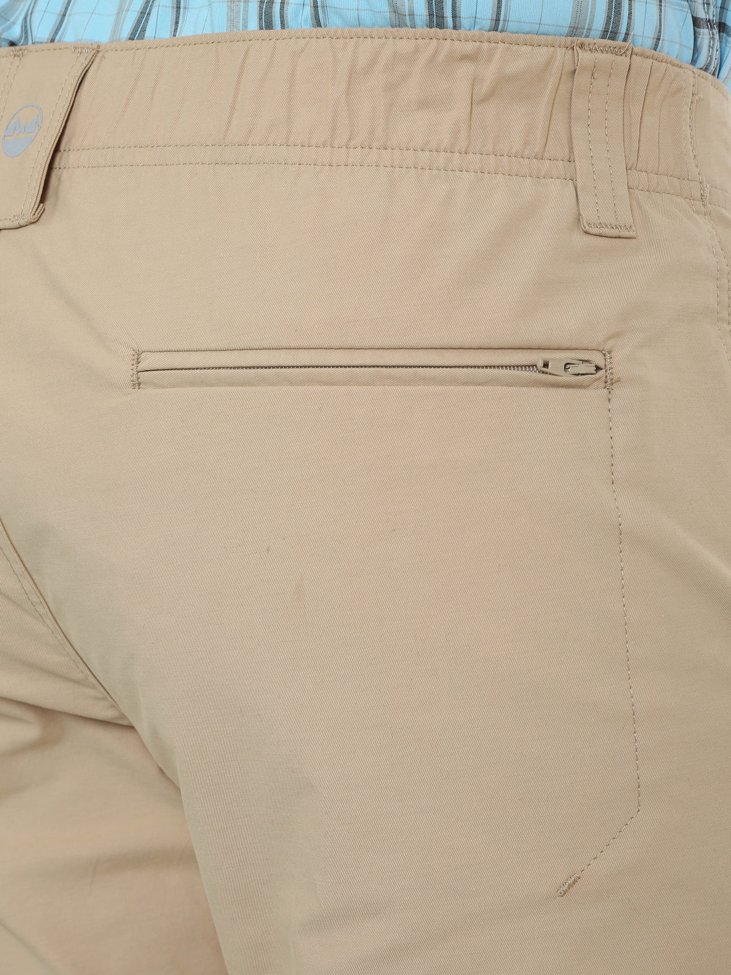 Wrangler Men's Outdoor Back Elastic Flat Front Short
