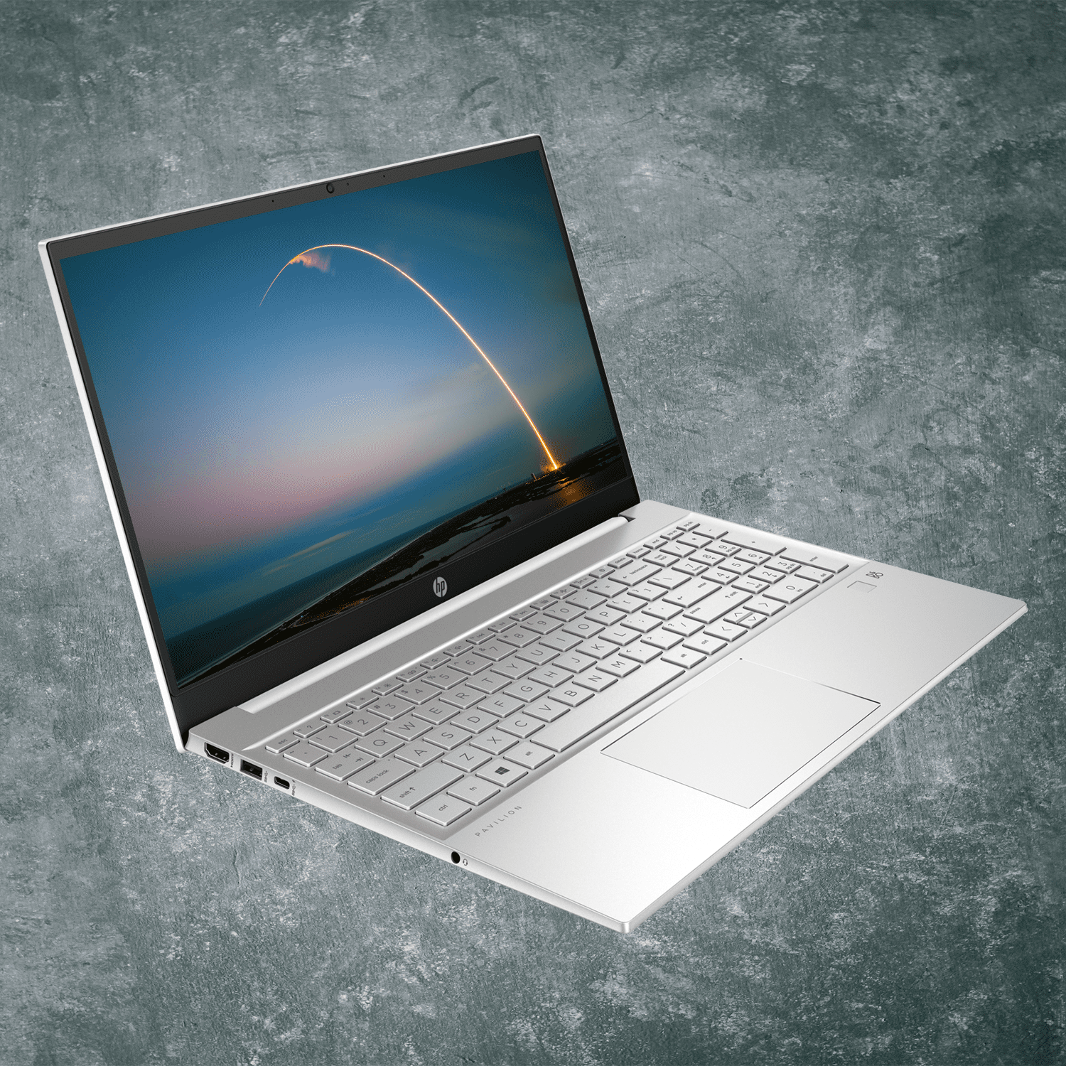 HP Pavilion 15-eh1 Ryzen7 1TBSSD メモリ16GB HP Pavilion 15.6