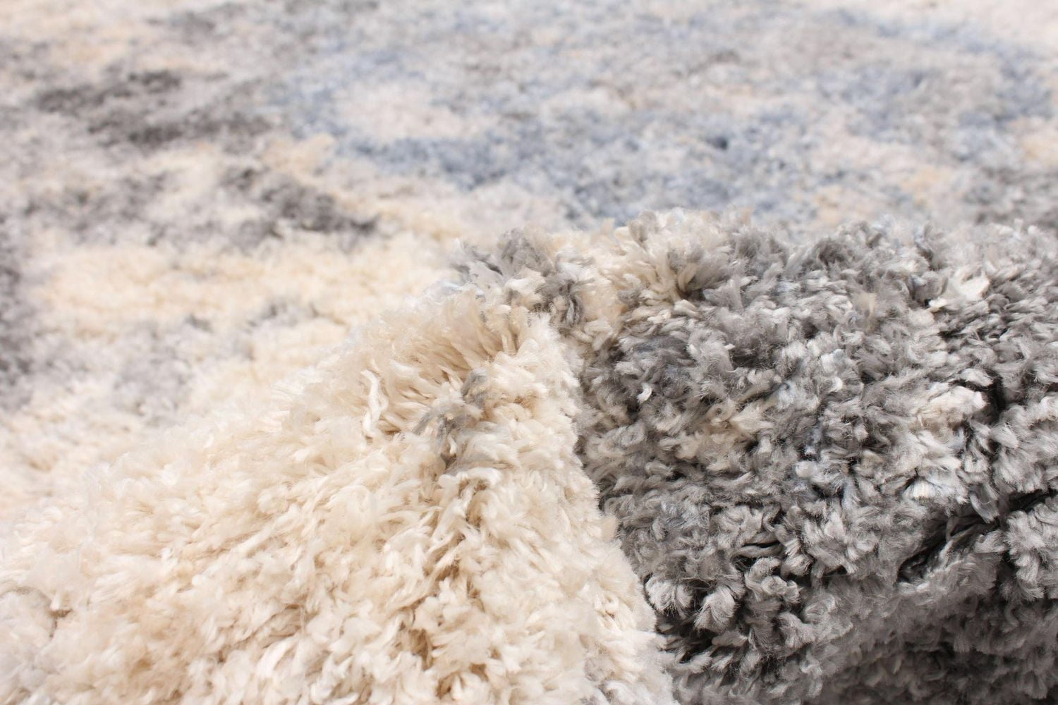 ECARPET Tapis Frise Modern pour Salon, Chambre à Coucher, Collection Minka Ultra Douce et Pelucheuse