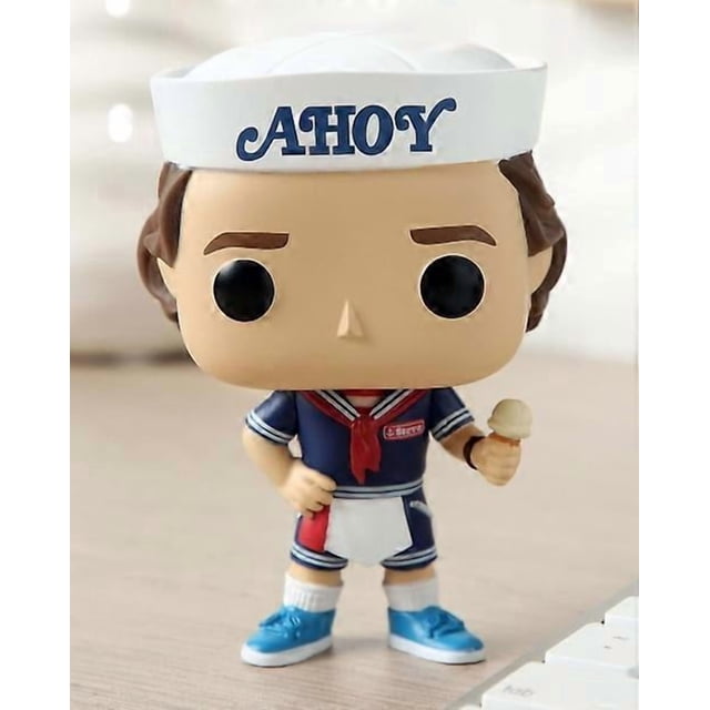Stranger 803 - Steve with Hat & Ice Cream Vinyl Figure Model Toys