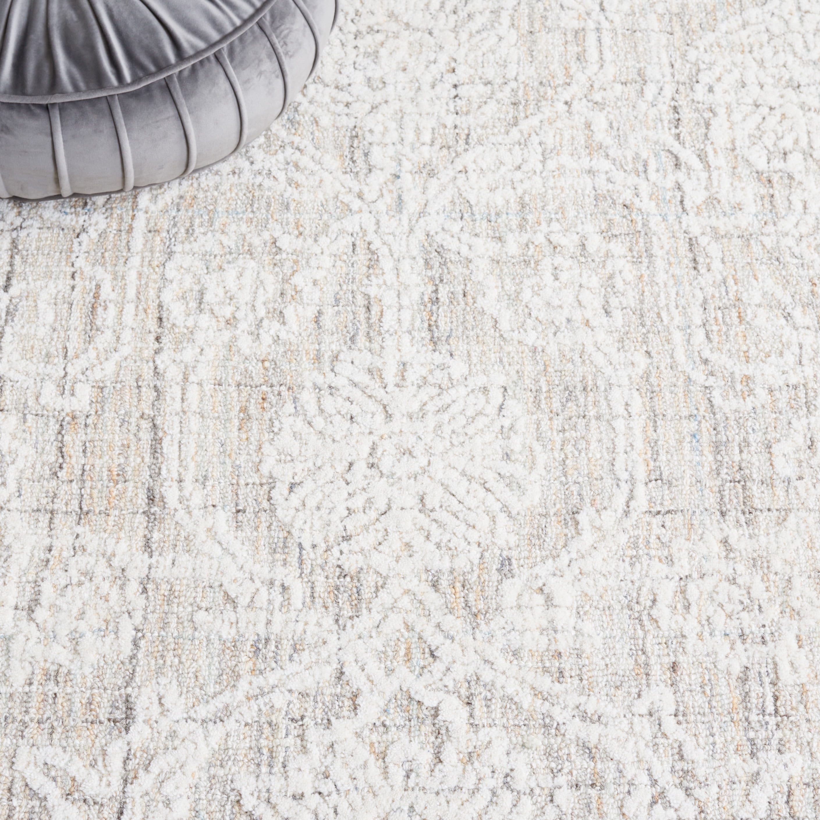 SAFAVIEH Ebony Abram Botanical Area Rug, Grey/Ivory, 6' x 6' Square