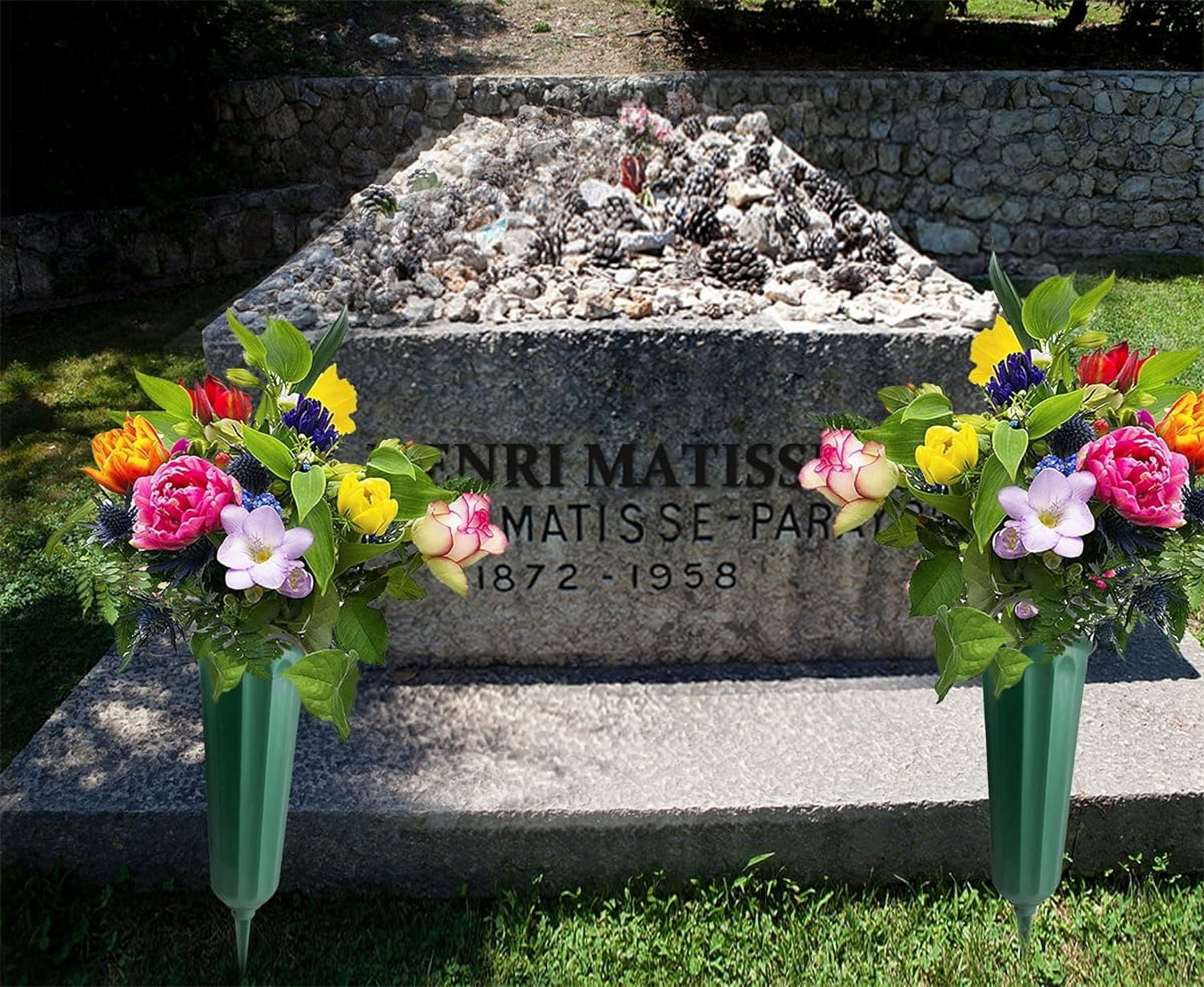 6 Pcs Cemetery Vases with Spikes and Foam,Memorial Cemetery Floral Holders with Stakes,Outdoor In Ground Vases with Stakes for Fresh and Artificial Flowers (Green)