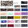thumbnail image 2 of Bandeau Crocheté Bandeau de Sport Réglable Teinture sur Nœuds Large Bandeau Anti-Transpiration Accessoires de Coiffure pour Sport Yoga Imprimé Léopard 1, 2 of 7