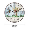 thumbnail image 2 of Patrón de bambú en la sala de estar y reloj mudo con dibujo de moda con vetas de madera, 2 of 5