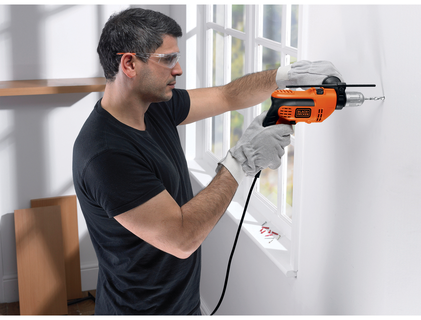 BLACK+DECKER 6.0 Amp 1/2-Inch Corded Vsr Hammer Drill, DR670