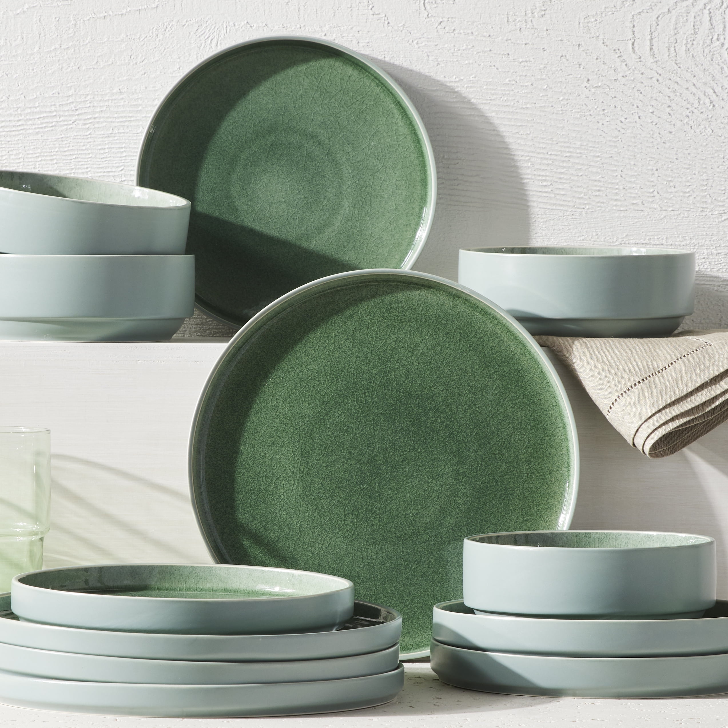 Better Homes & Gardens-Parker Green Stoneware Stackable Dinner Plate