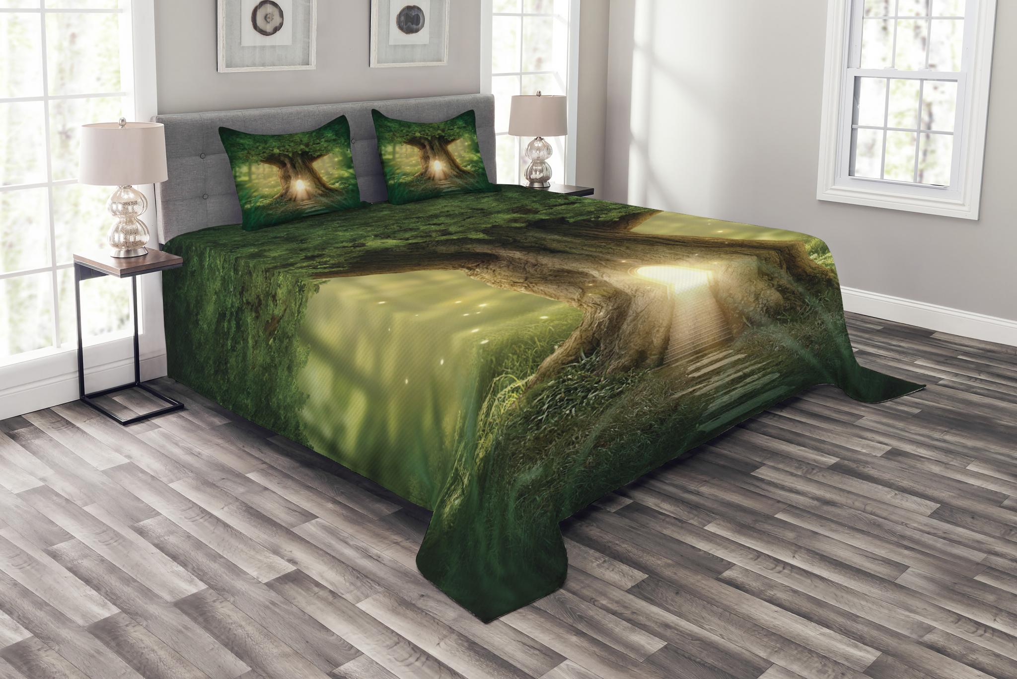 Tree Bedspread Set, Tree of Life Themed Arrangement with Thirving