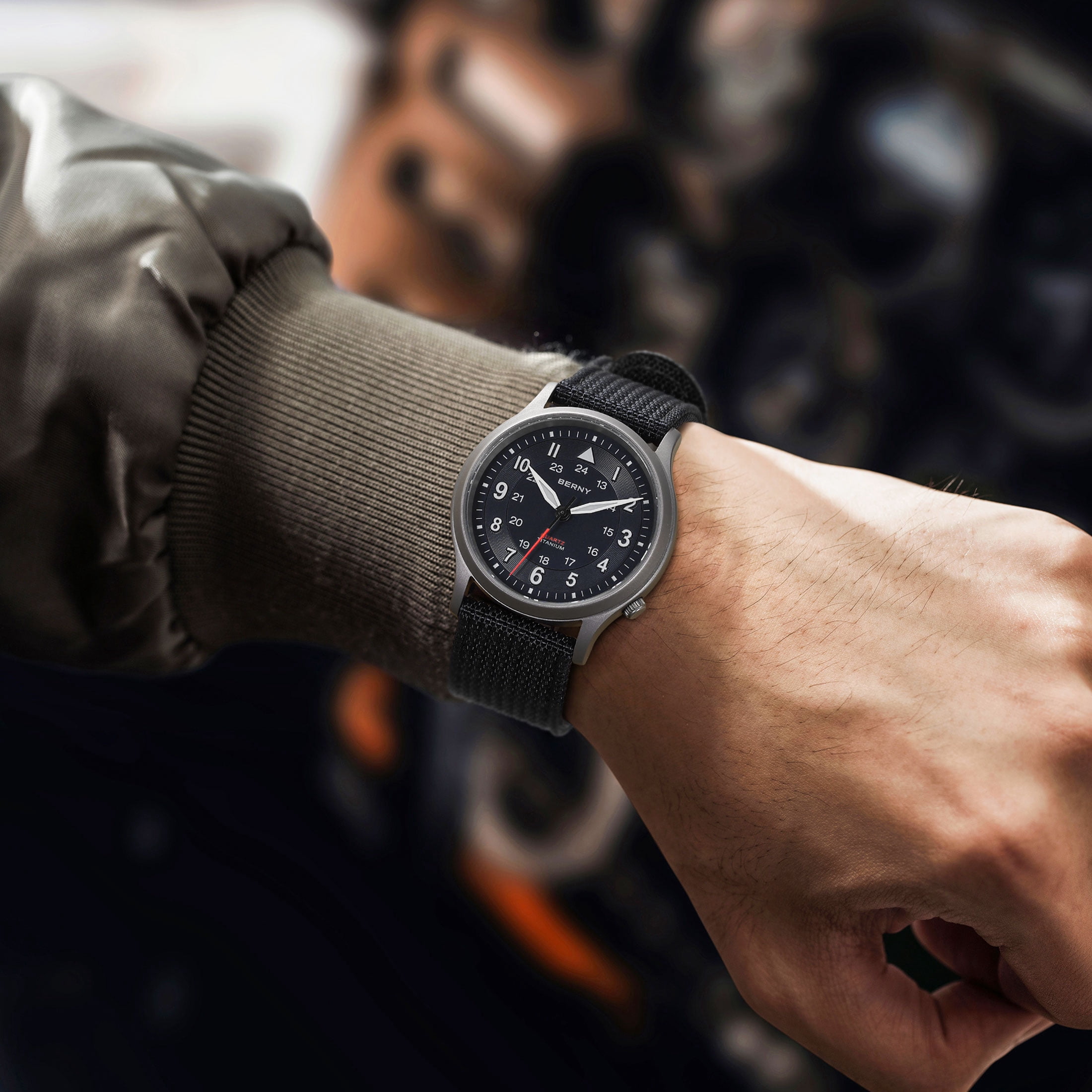BERNY Titanium Watches for Men, Japanese Quartz Movement Men's Field Watch, 5ATM Waterproof Military Wristwatch for Men, Analog Sport Watches, Black