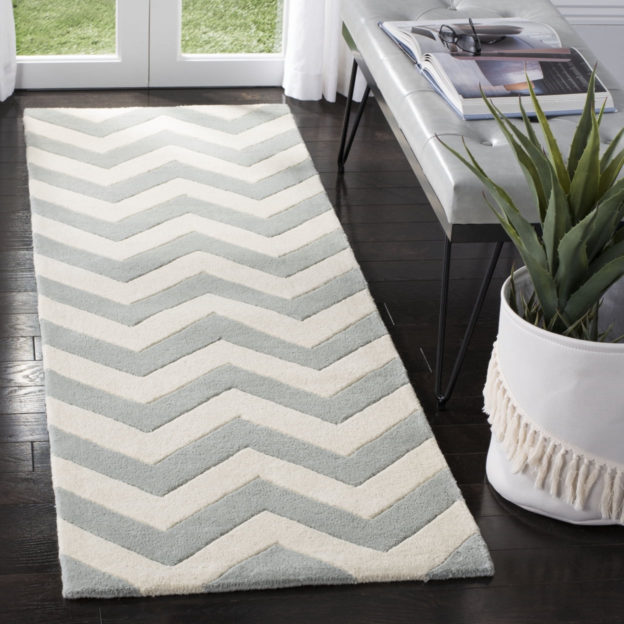 SAFAVIEH Chatham CHT715E Handmade Grey / Ivory Rug