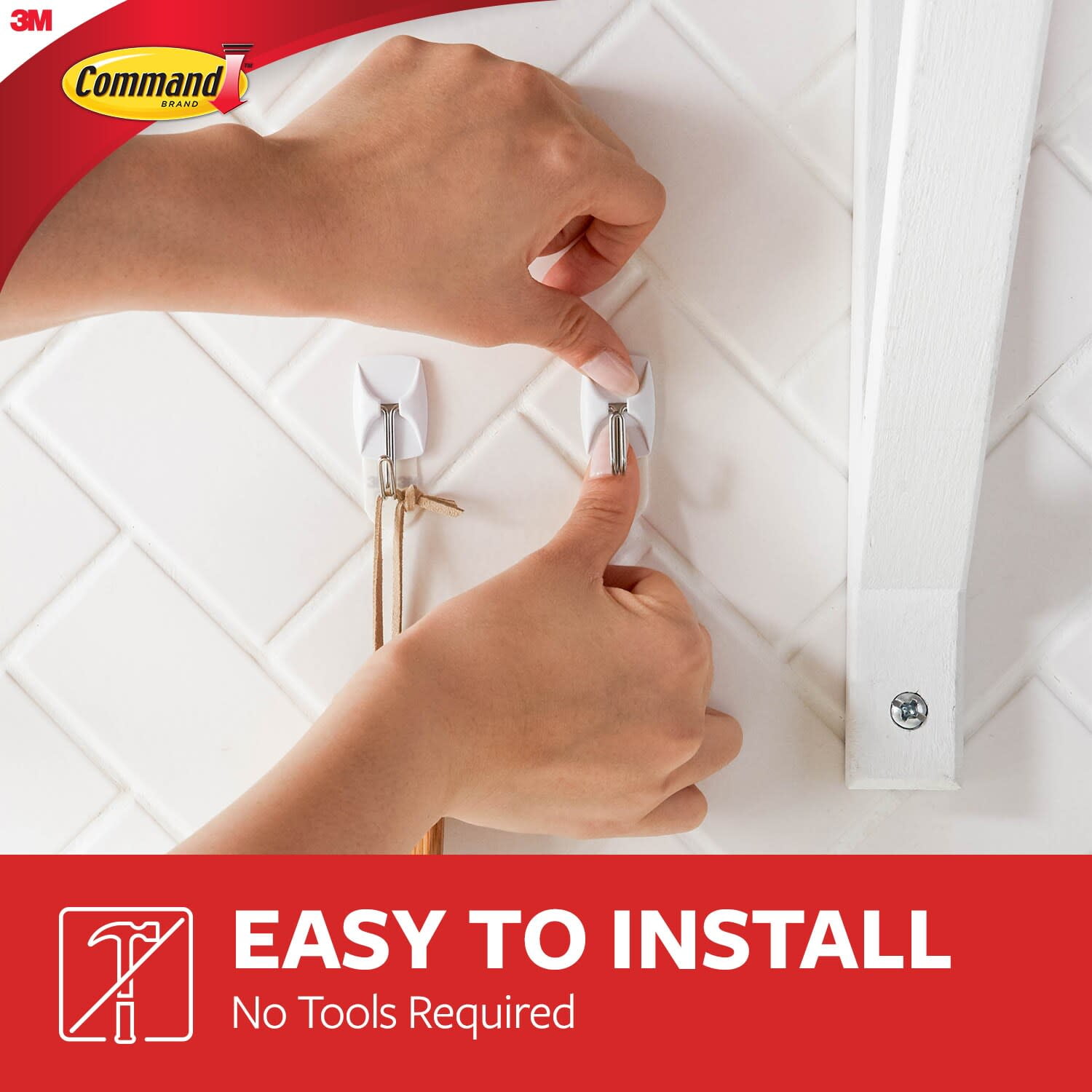 Command Small Wire Toggle Hooks, White, Damage Free Organizing, 14 Hooks and 24 Strips