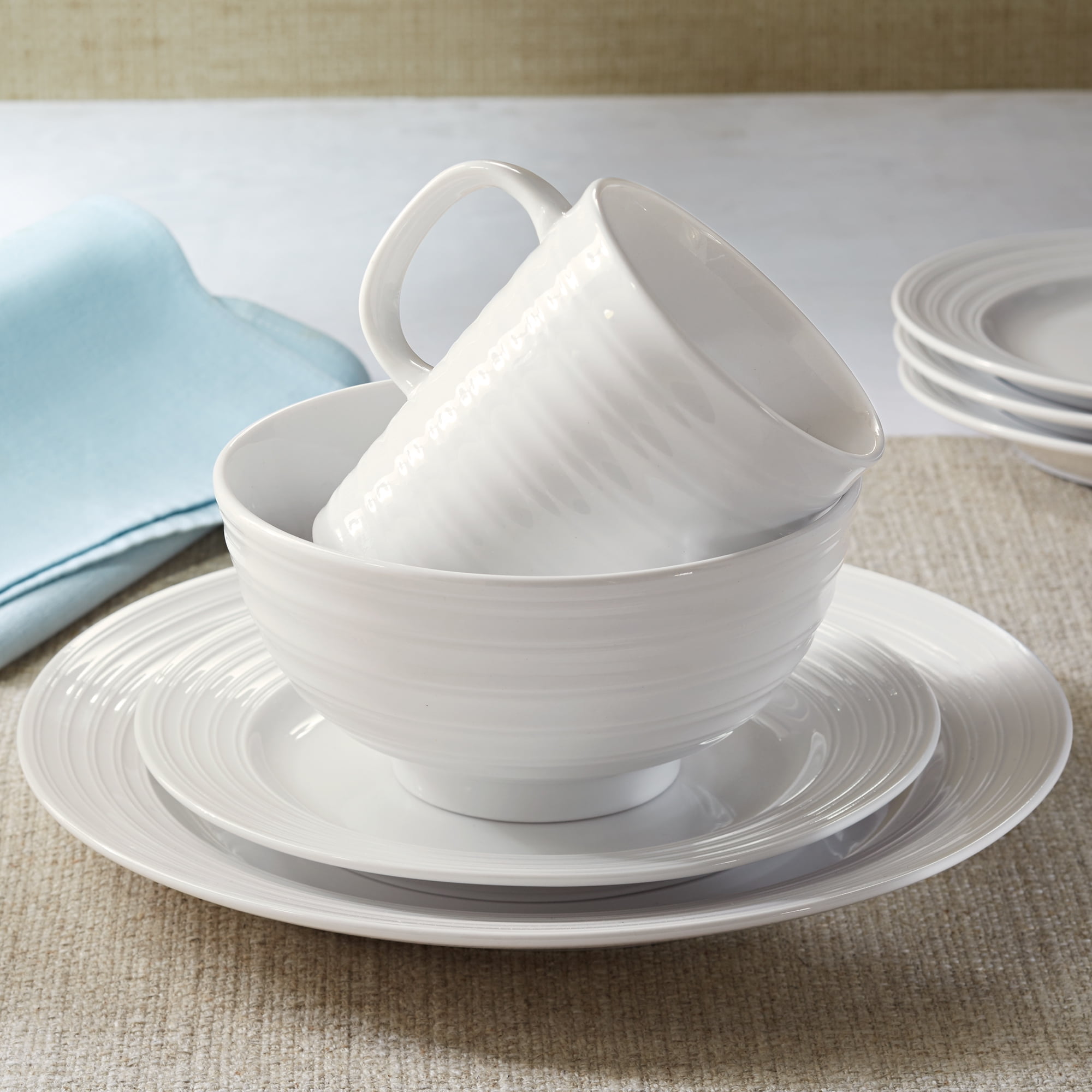 16Piece Dinnerware Set, White Porcelain Everyday Dishes Service for 4