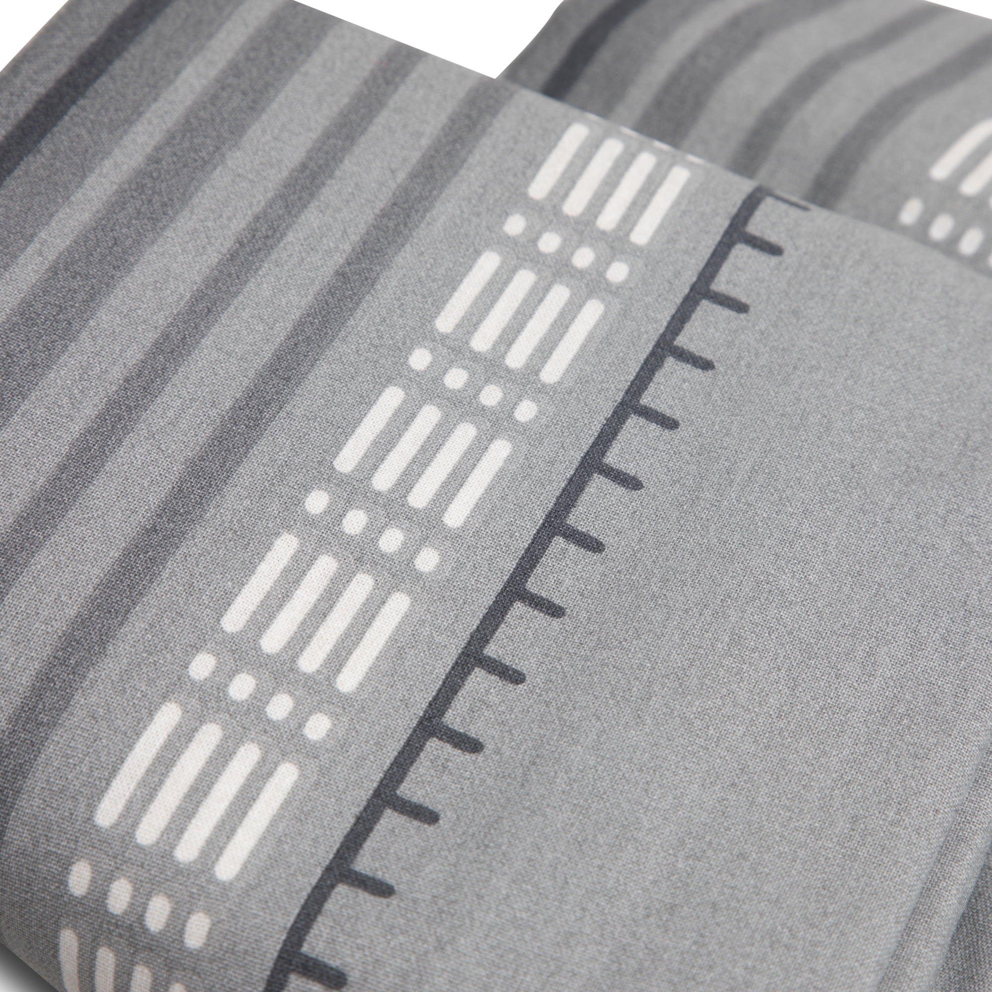 Yellowstone Round Tablecloth 70", Rip Collection