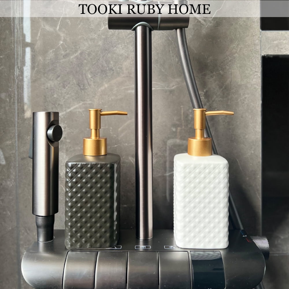 BLBYHO Matte Black and Gold Bathroom Accessories Set Complete, 4 Pcs Modern  Ceramic Bathroom Set, Bathroom Soap Dispenser Toothbrush Holder Set