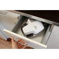thumbnail image 3 of Oliso Pro Frisper PRO-1000 Smart Vacuum Sealer for Food Storage (White), 3 of 5