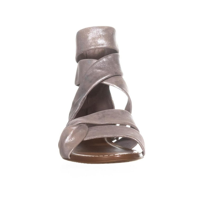 Vince camuto best sale seevina sandals