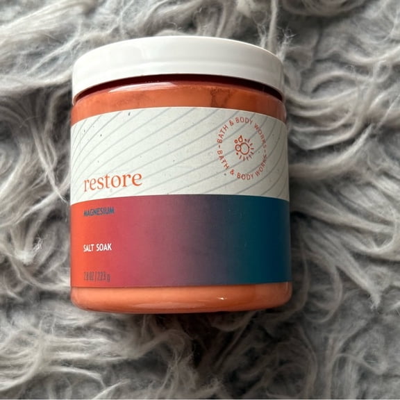 Bath & Body Works Restore Magnesium Salt Soak
