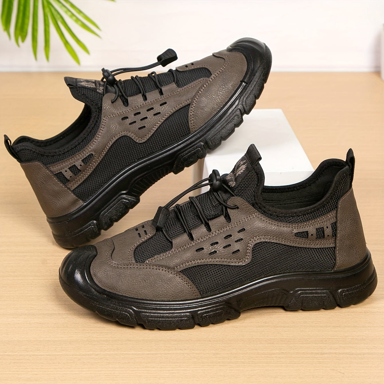 Old Beijing Cloth Shoes for Men, New Style Men's Outdoor Hiking Shoes, with Toe Cap and Anti-Slip Sole, Dad Shoes Breathable Sports Casual Shoes