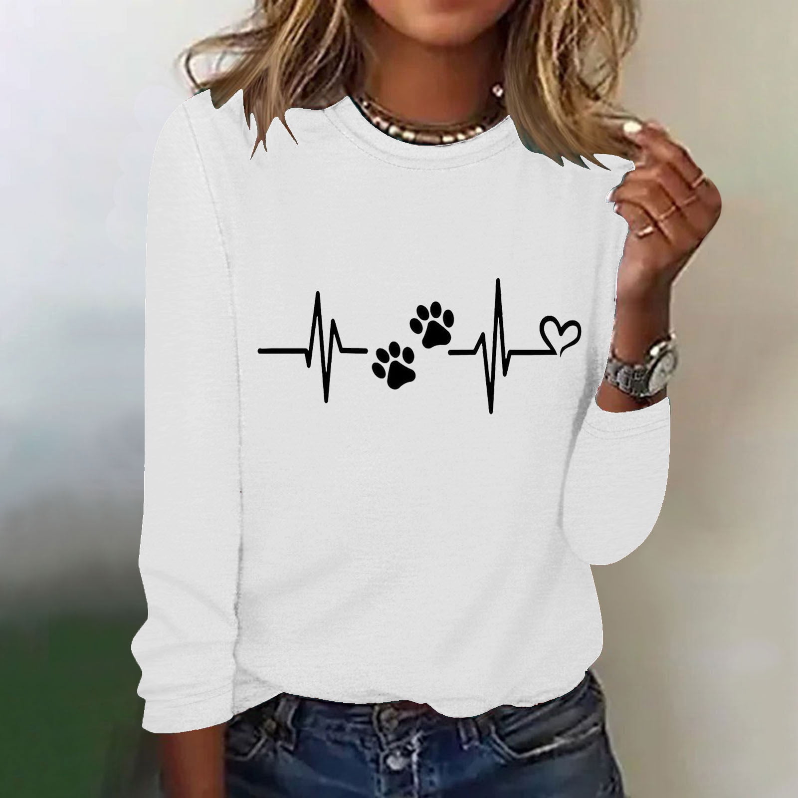Love Heart Dog Paw Print T Shirts Women Long Sleeve Pullover Tops Casual Blouse Heartbeat Graphic Dog Mom Gift Tees