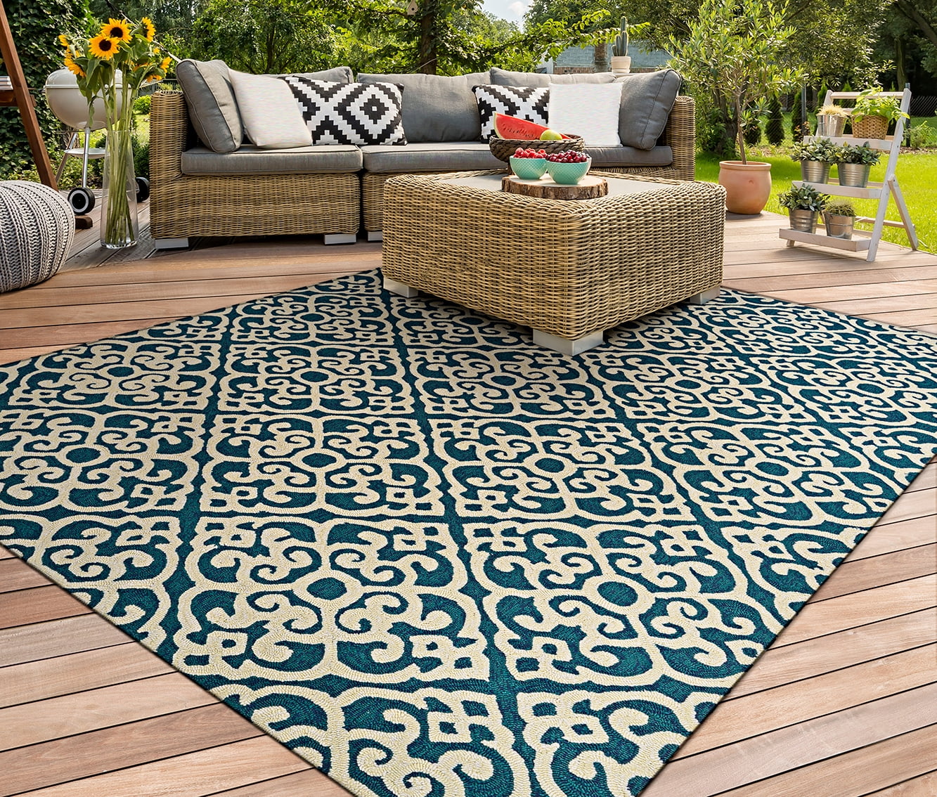 Covington Maxwell OceanIvory Indoor/Outdoor Area Rug Multiple Sizes