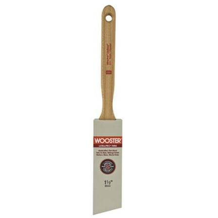 Wooster Brush 4174-1 1-2 1.5 in. Nylon And Polyester Formulation Angle Sash Brush