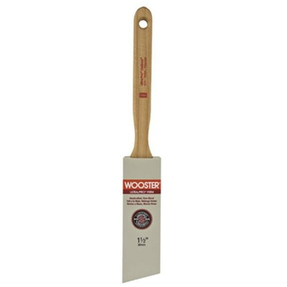 Wooster Brush 4174-1 1-2 1.5 in. Nylon And Polyester Formulation Angle Sash Brush