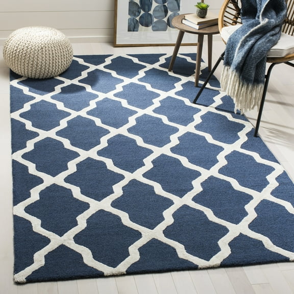 SAFAVIEH Cambridge Jayme Geometric Area Rug, Navy/Ivory, 5' x 8'