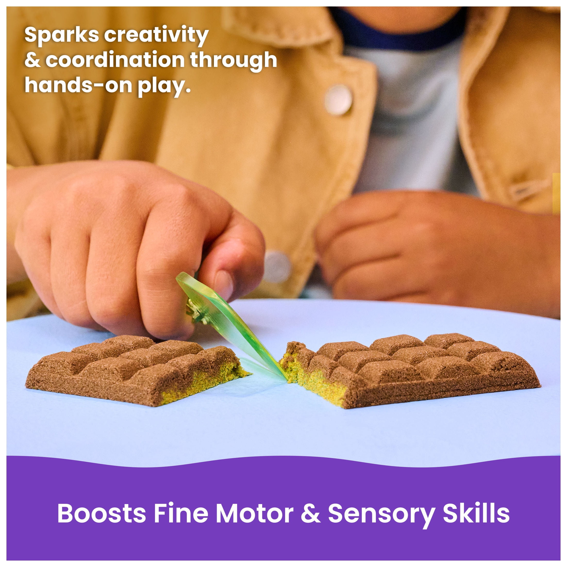 Kinetic Sand, Sweet Station with 1lb Play Sand, Tools & Candy Machine for Kids 5 and up