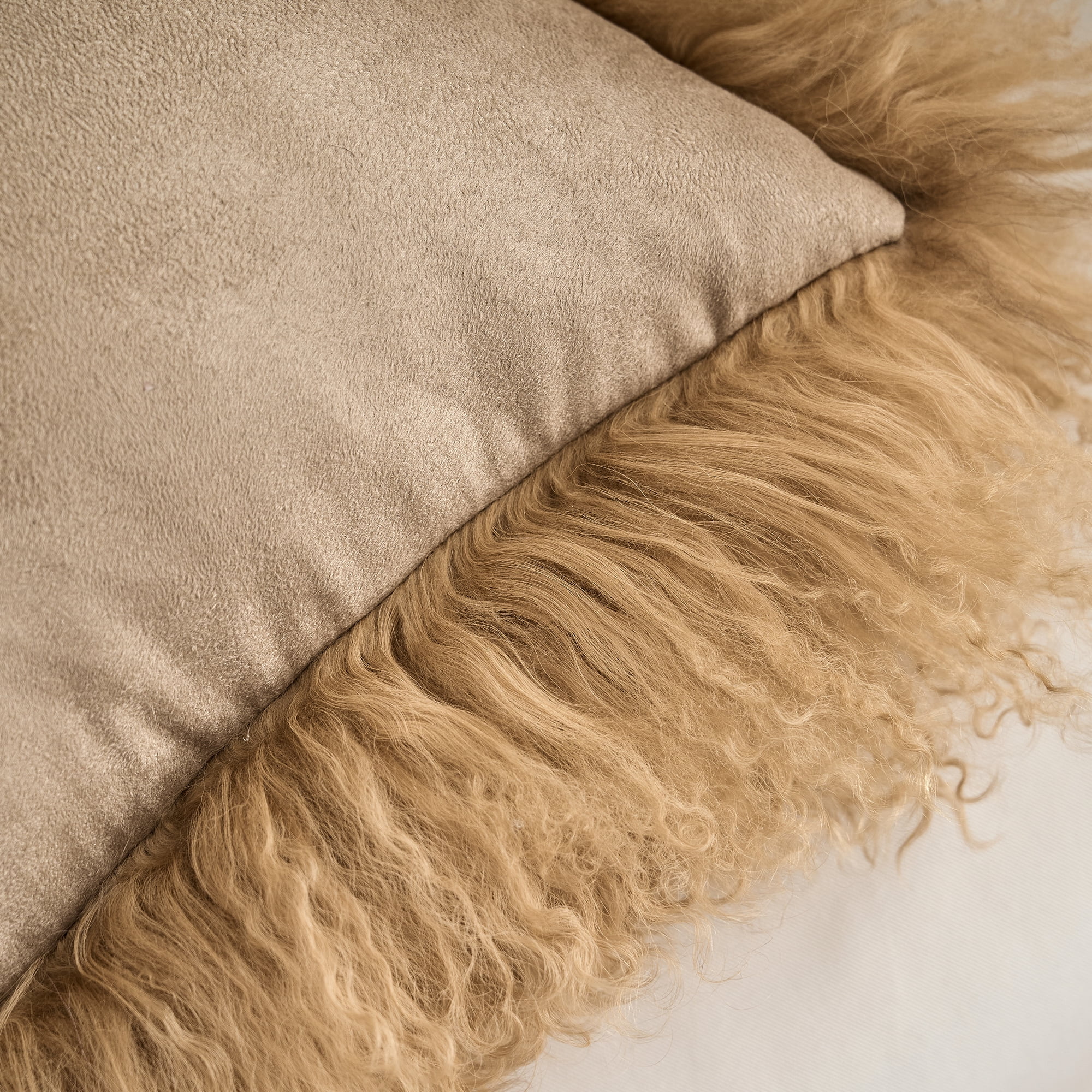 Firesidefur Lamb Fur Pillow Cover - 16"x16", Beige
