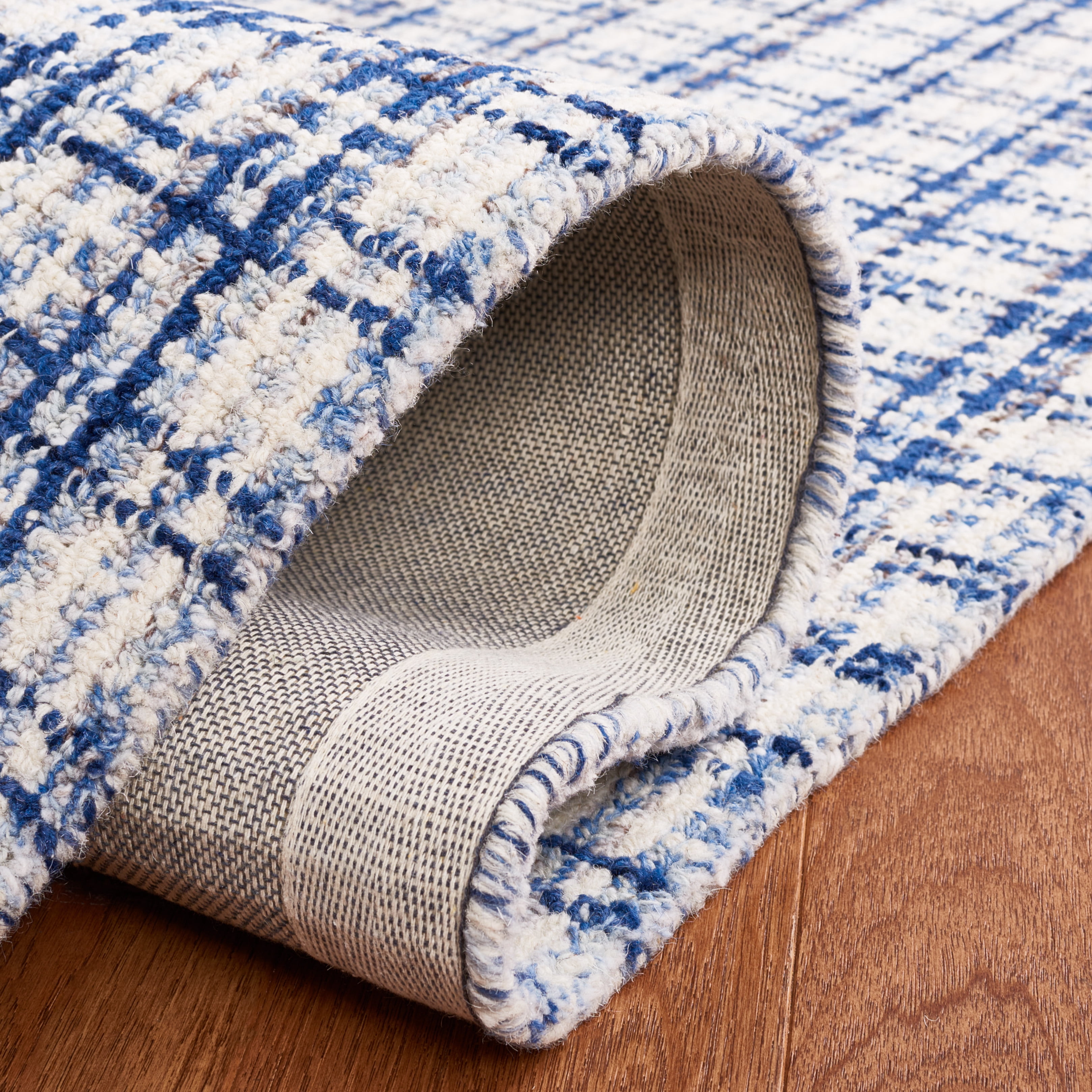 SAFAVIEH Abstract Kent Trellis Area Rug, Blue/Ivory, 5' x 8'