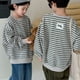 thumbnail image 2 of Suéter para niño y niña, otoño 2024, estilo coreano, rayas, etiquetado, cuello redondo, ocio, cómodo, moderno, lindo, simple, 2 of 5