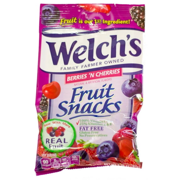 Welch's Fruit Snacks, Gluten Free 2.25 Ounce Pouches, 12 Count (Berries & Cherries)