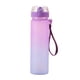 thumbnail image 2 of Botella de agua de plástico de gran capacidad de 800 ml con degradado | Vaso deportivo portátil con correa | Tapa hermética de un solo botón | Para estudiantes, hombres y mujeres, 2 of 5