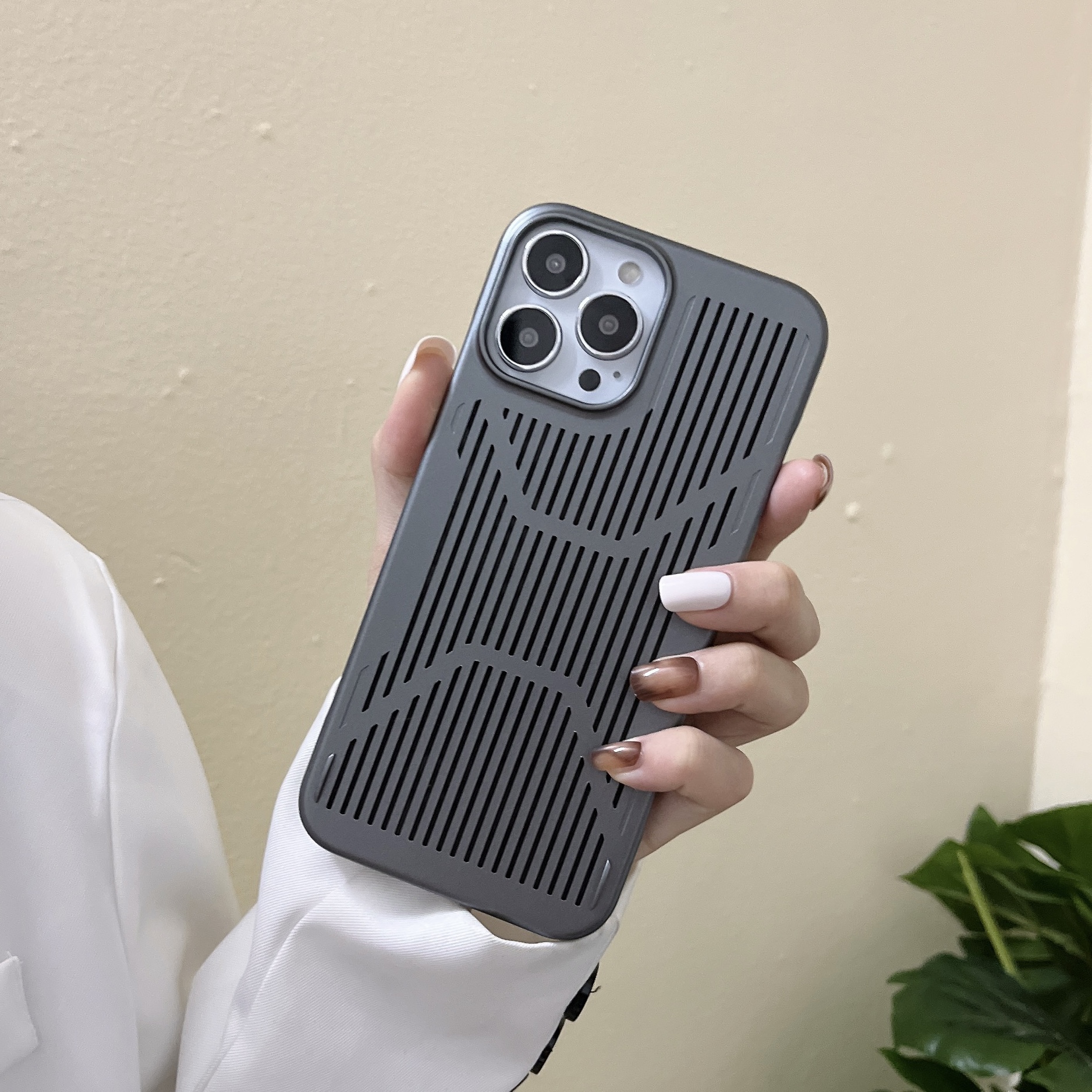 iPhone 13 Pro Max Case, Heat Dissipation Phone Case, Breathable Hollow