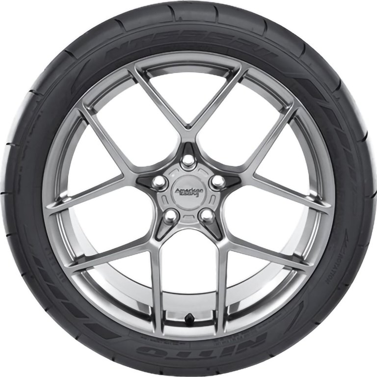 Nitto NT555RII 305/35-20 107 W Tire - Walmart.com